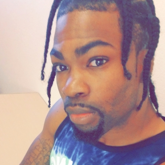 Meet your Posher, Famous dunn - Picture 2 of 2